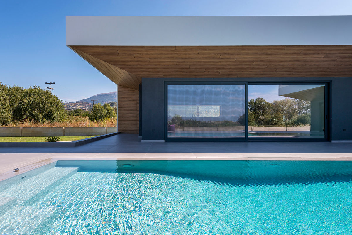 800_1262 post web.jpg