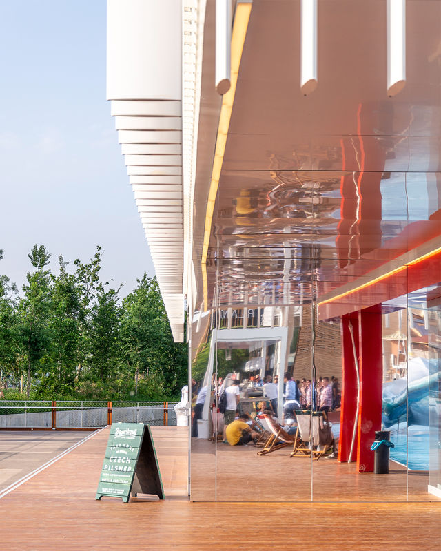 DSC1269 post web.jpg