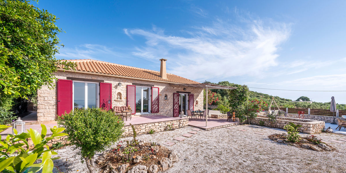 800_7377 post web.jpg