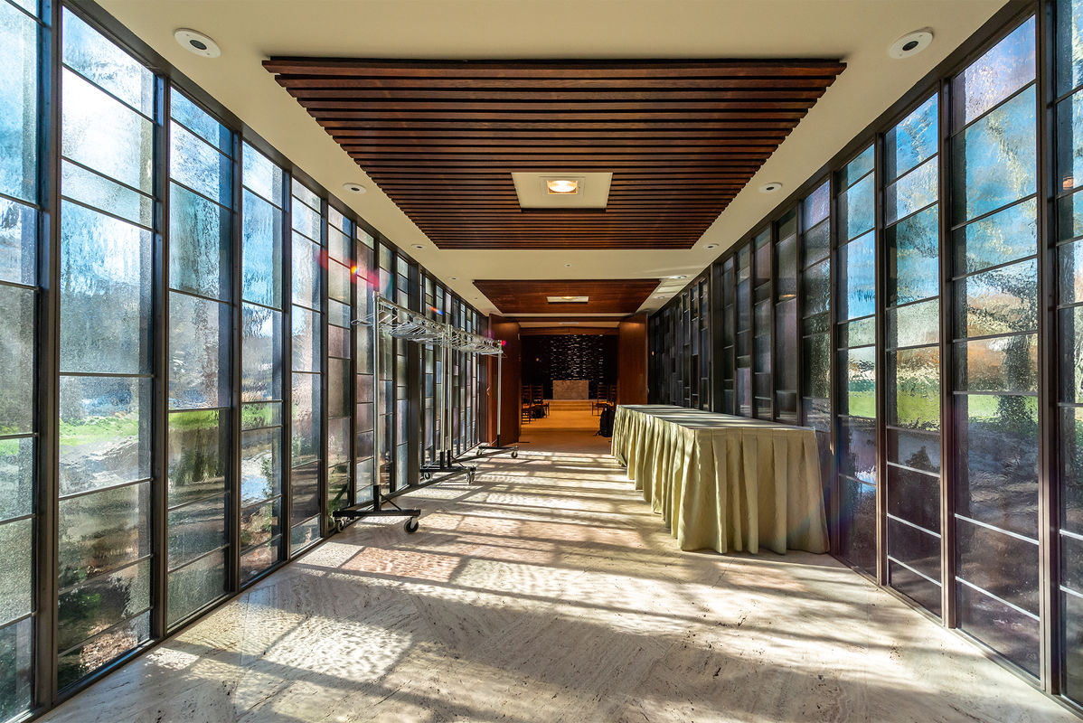 800_1437 post web.jpg