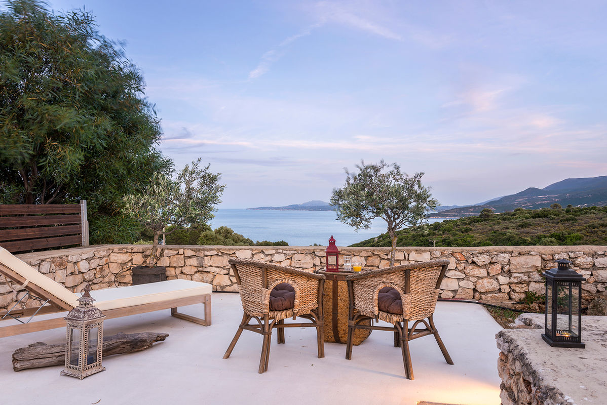 800_7841 post web.jpg