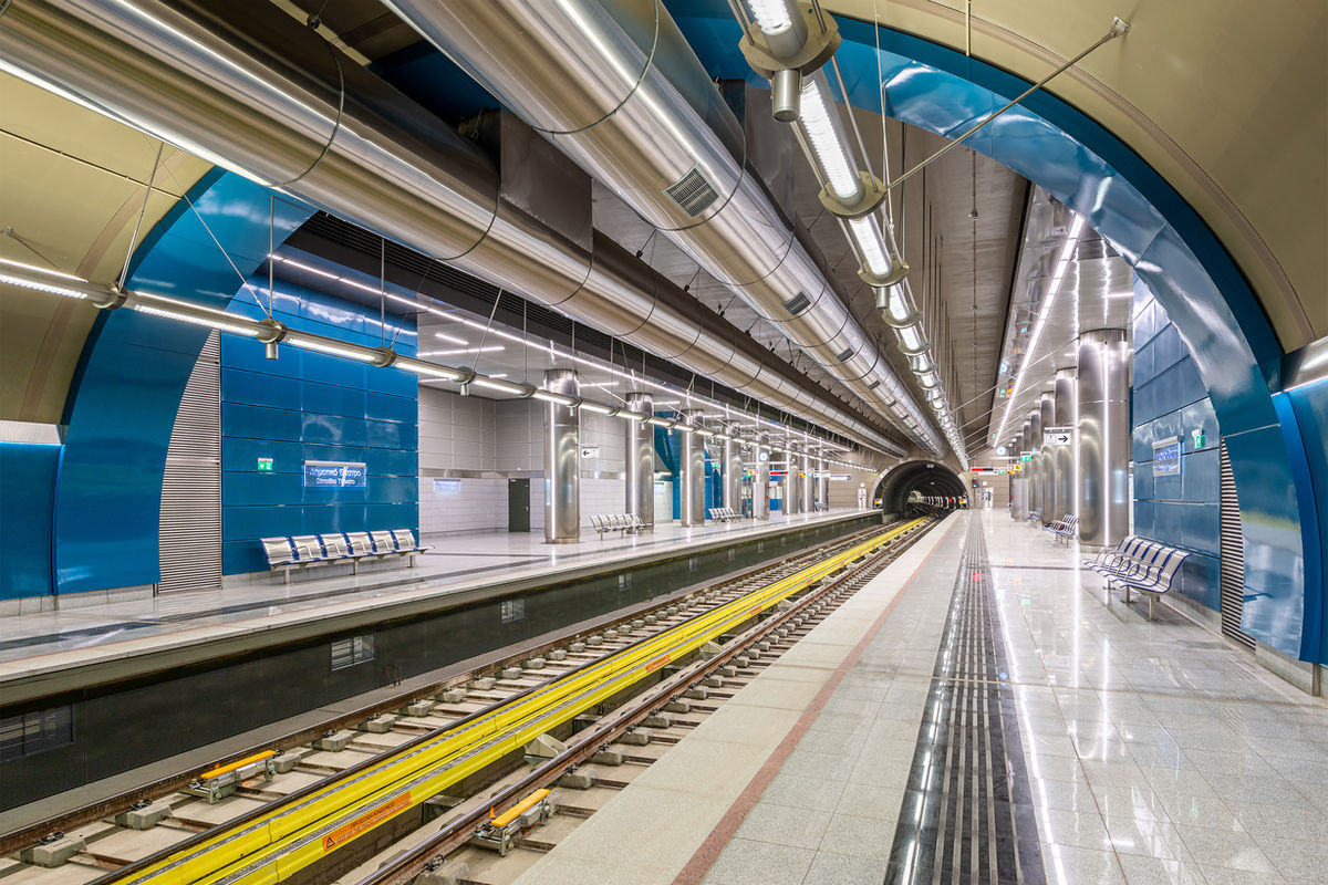 800_8425 post web.jpg