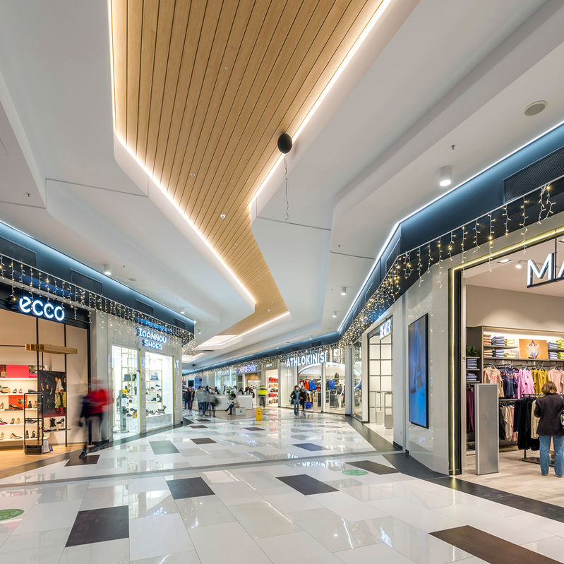 800_3939 post web.jpg