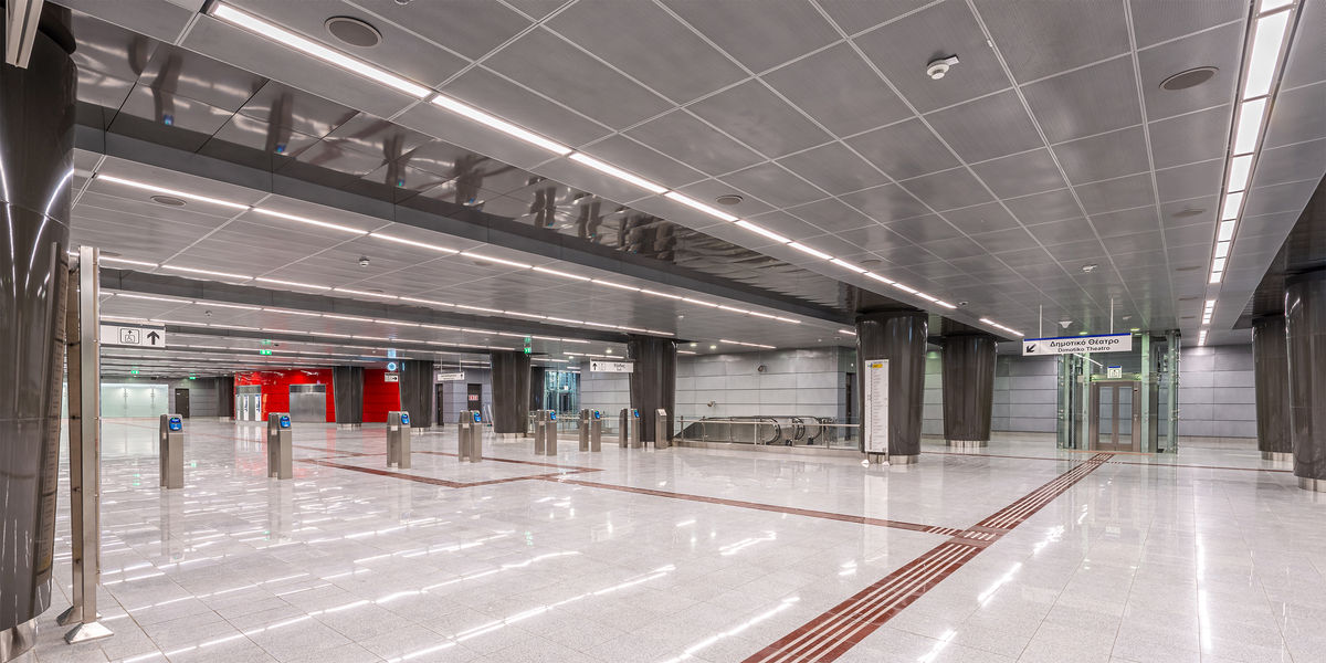 800_8675 post web.jpg