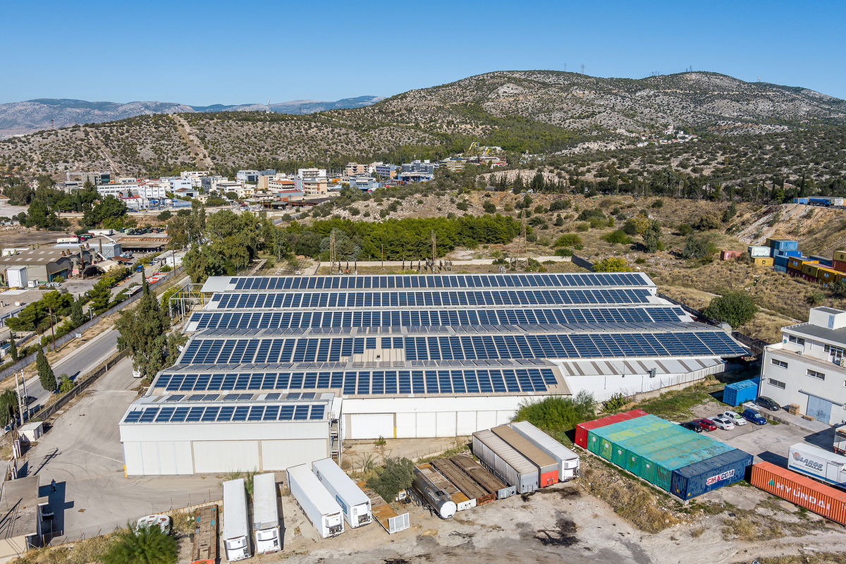 MAX_0085 post web.jpg