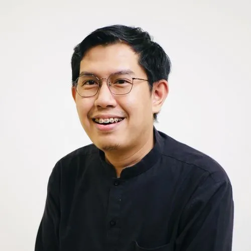 pm-alumni-3.webp