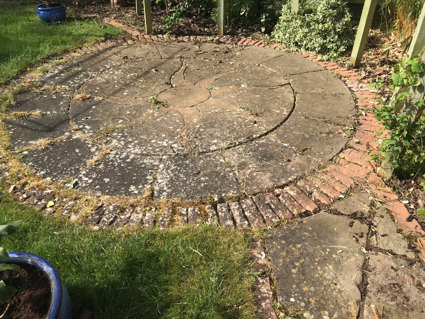 PATIO CLEANING AND TREATING BANBURY OXFORD BRACKLEY NORTHAMPTON