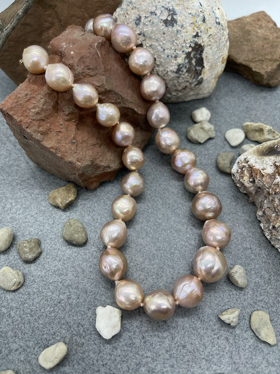 Thumbnail: 14K Pink Freshwater pearl necklace