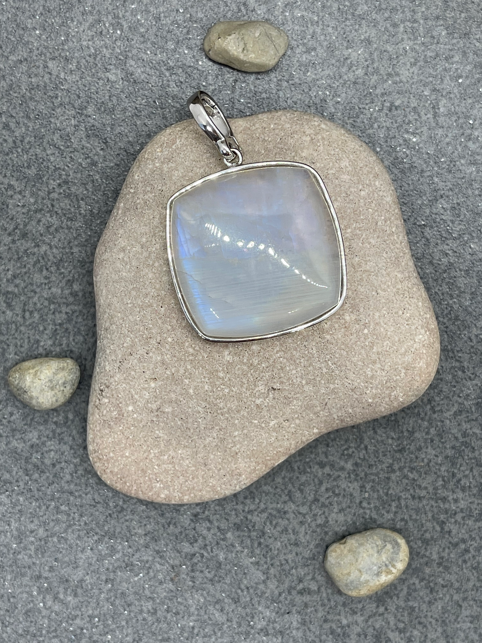 Thumbnail: 14K Cushion Rainbow Moonstone pendant