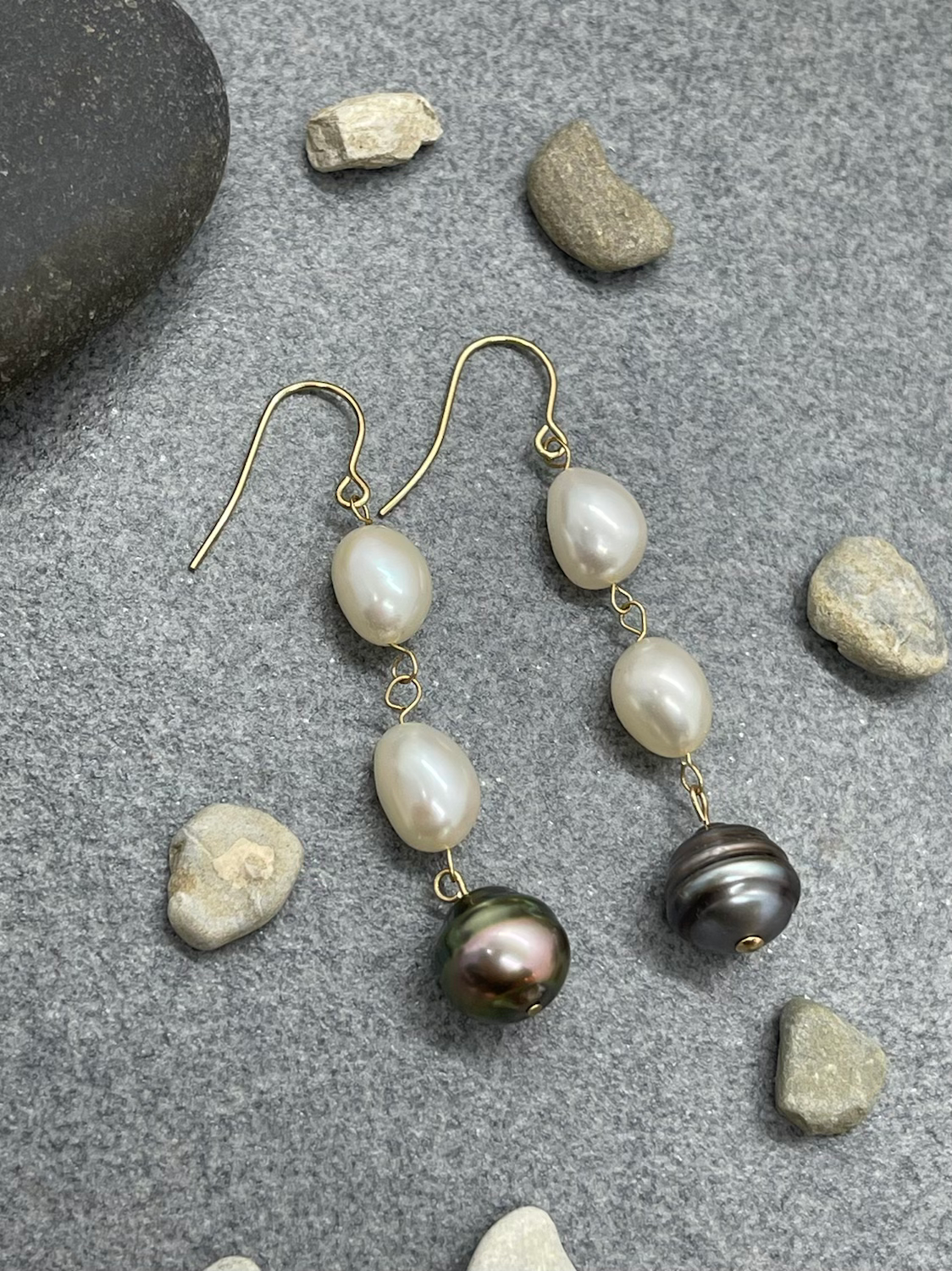14K Potato Pearl and Tahitian Pearl dangle earring