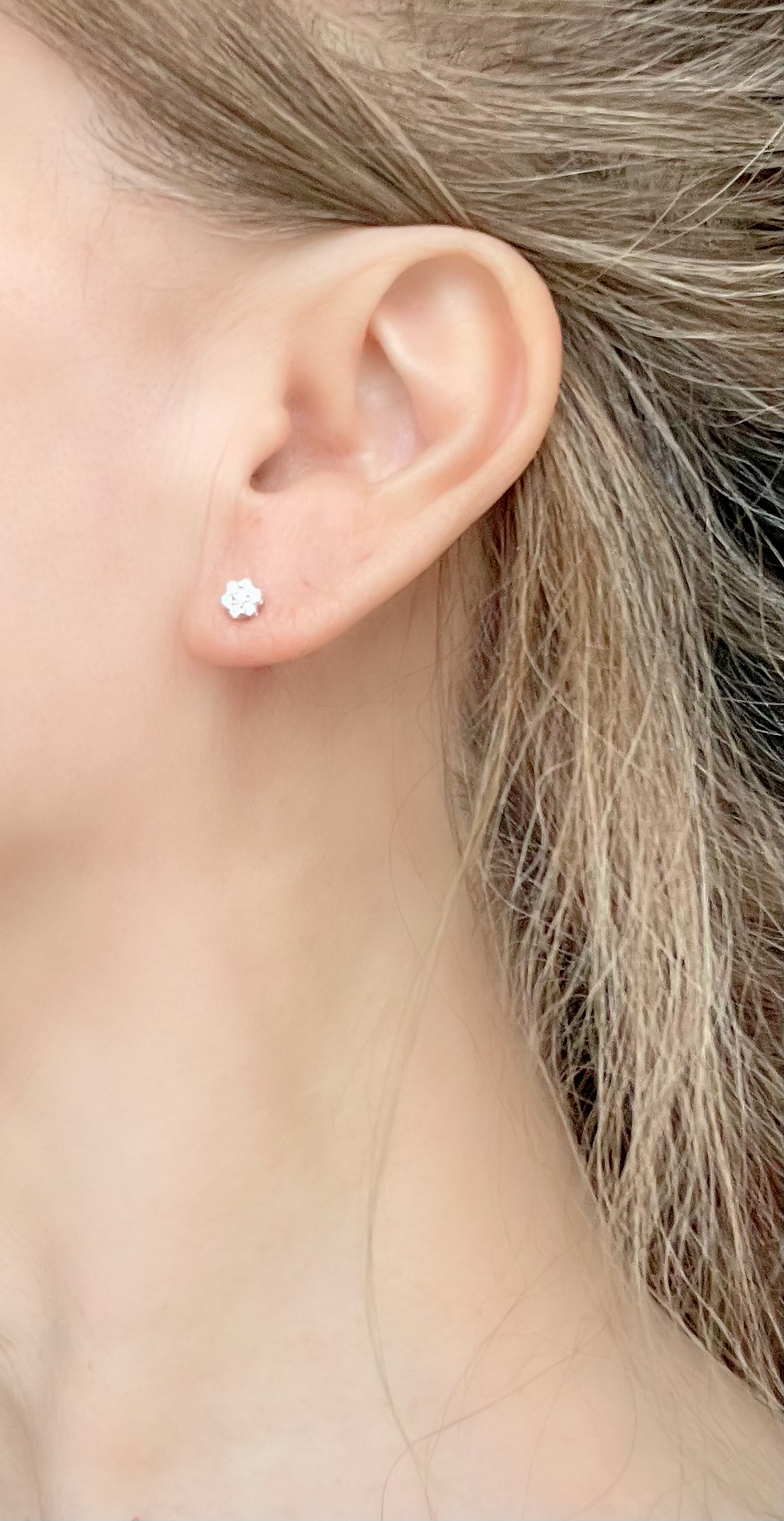 Thumbnail: 14K 4MM Diamond Cluster stud earring