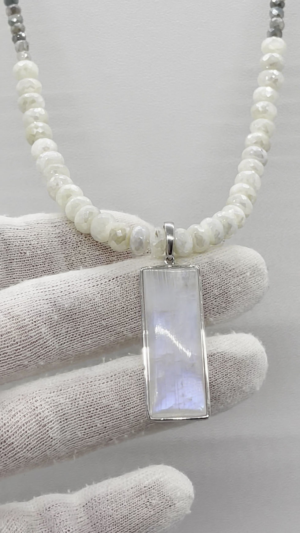 Thumbnail: 14K Cushion Rainbow Moonstone Rect pendant