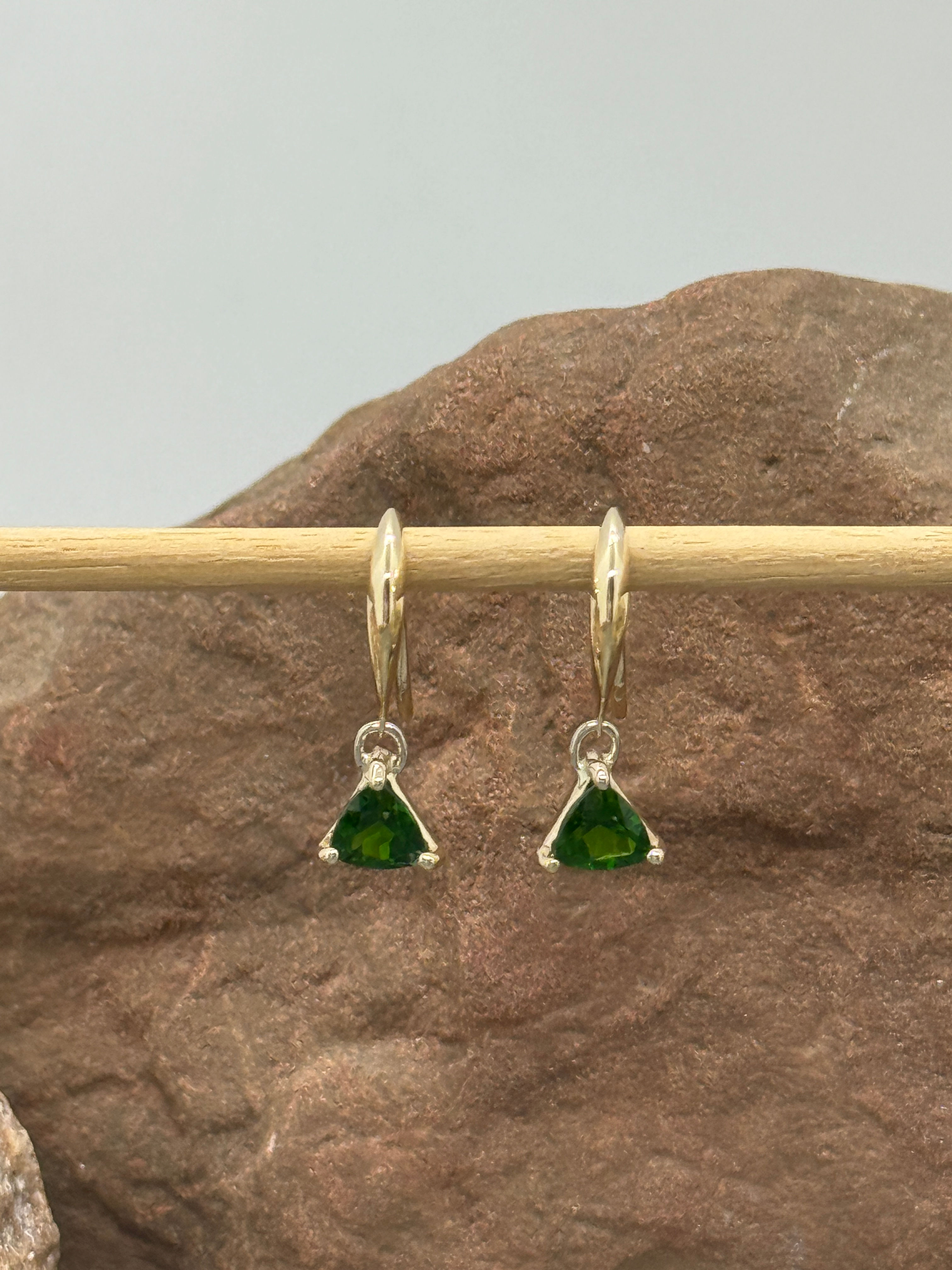 14K Chrome Diopside trillion drop earring