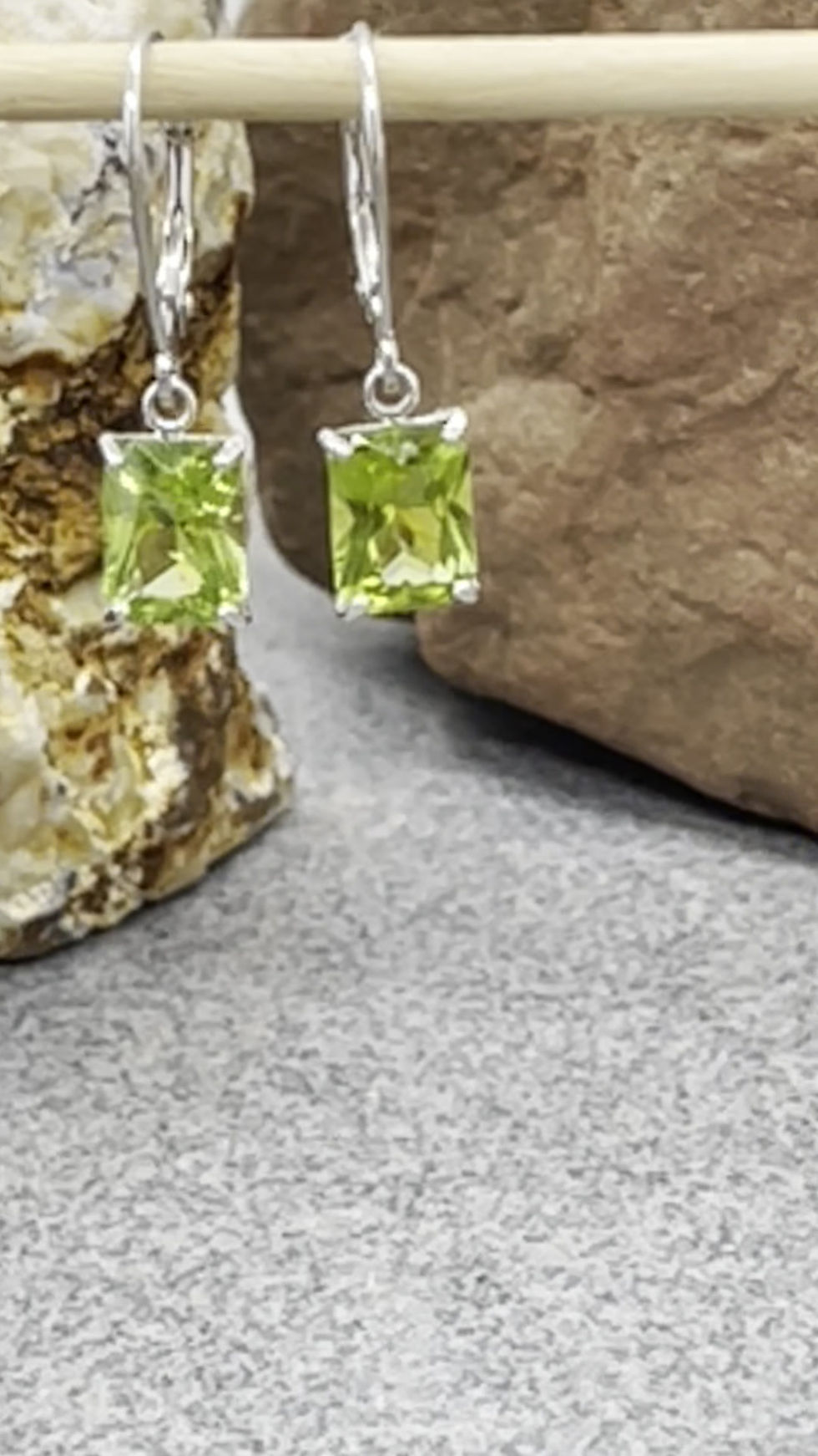 Thumbnail: 14K Peridot drop earring