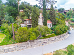 4630 Indian Hill Dr Riverside archit
