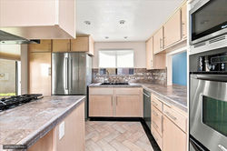 14-Kitchen-Virtually-Altered