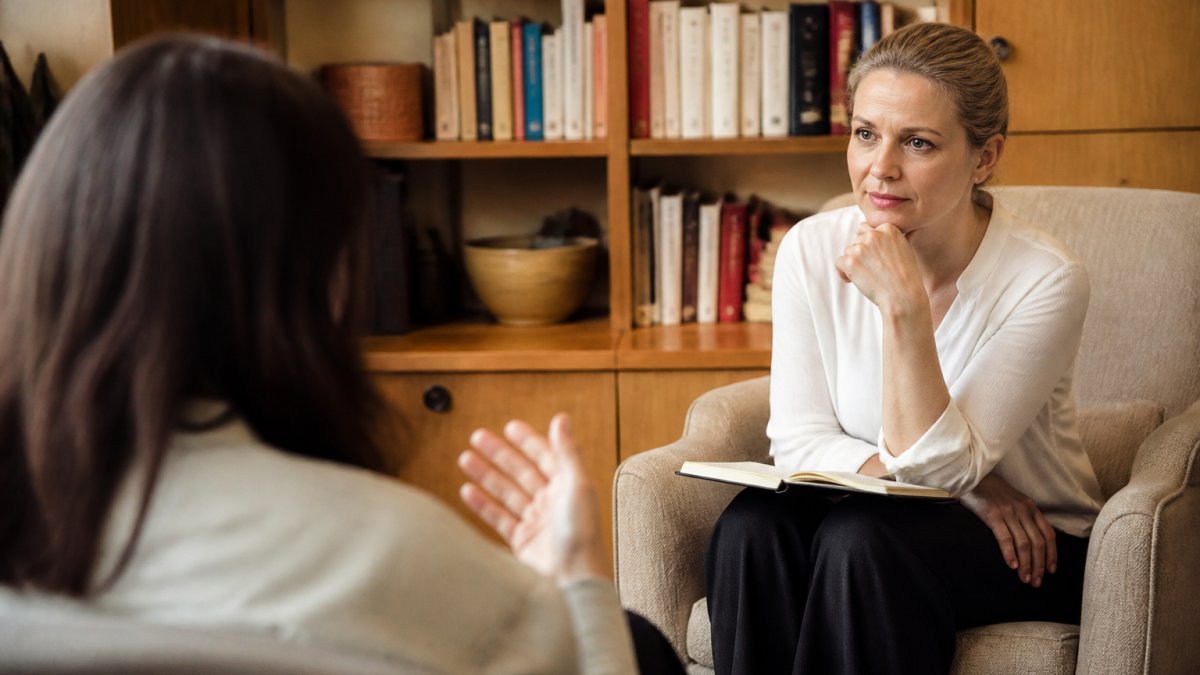 What Is Psychoanalytic Psychotherapy and How Does It Work?