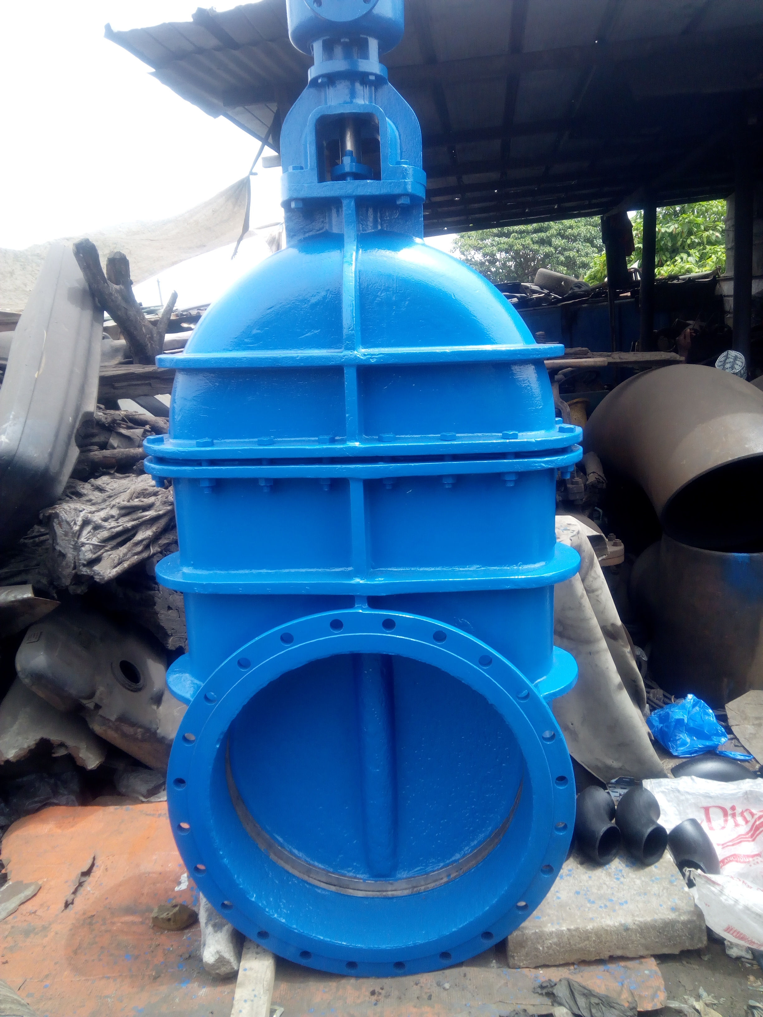 Valves , installation des tuyauteries d'incendie