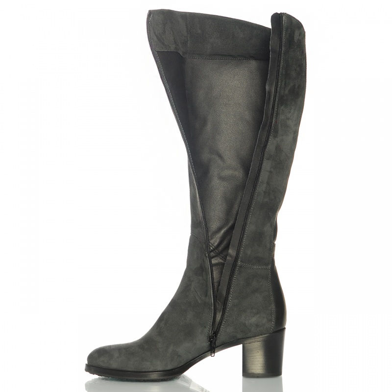 Миниатюра: Le Pepe