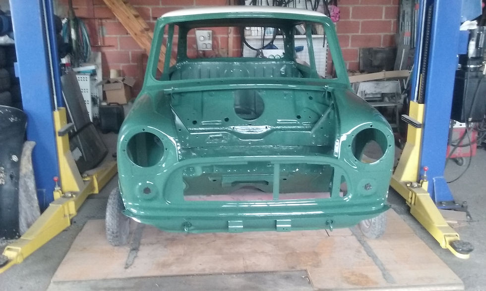 Carrosserie de la Mini MK5, parties avant démontage
