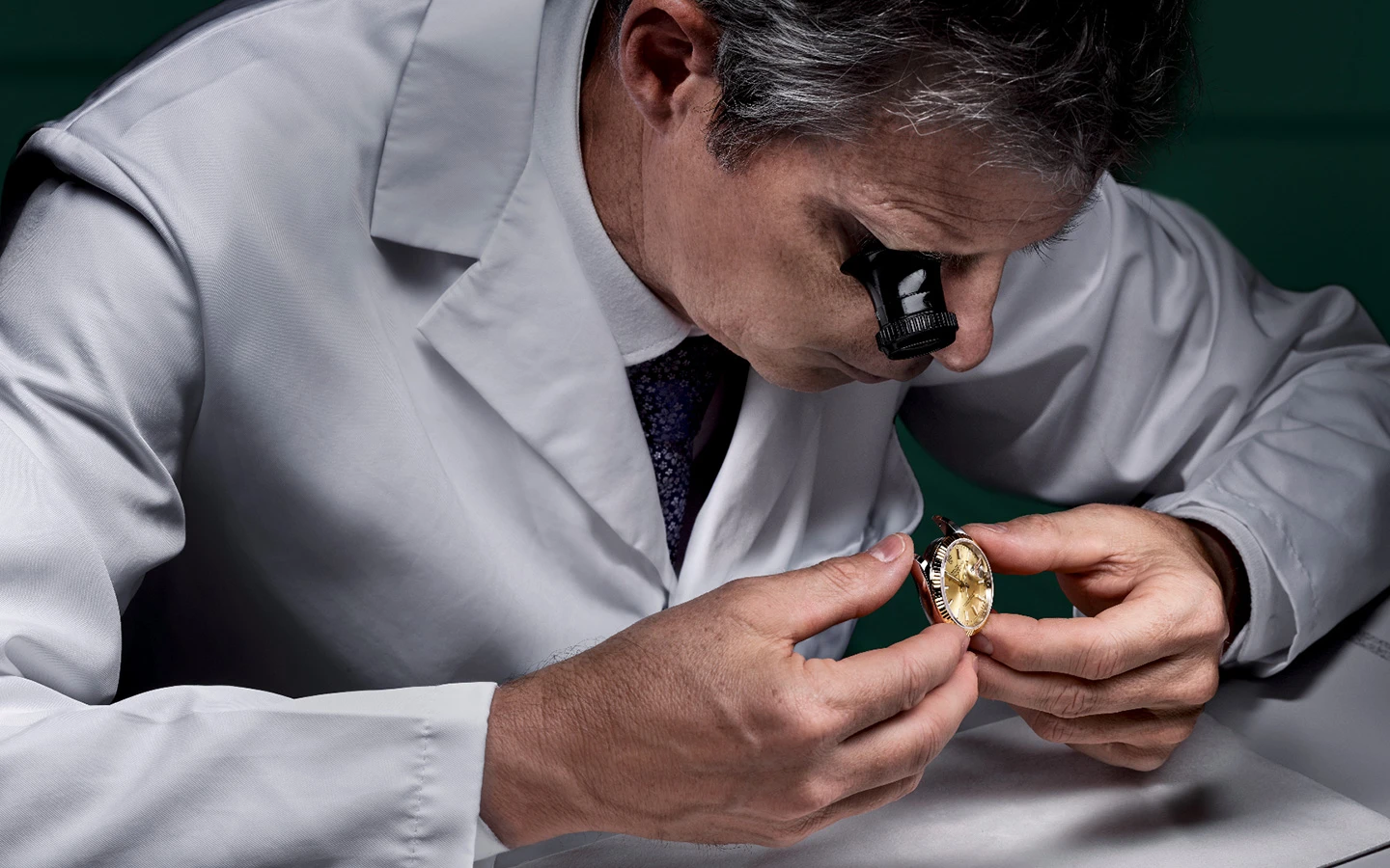 servicing-your-rolex-verification.webp