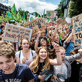 Protest-Fridays-For-Future-Aachen-Klima-Journal-Juni-2019.jpg