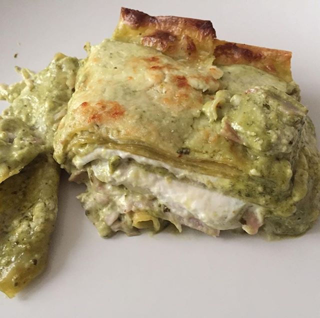 Lasagne con pesto di pistacchio e prosciutto cotto