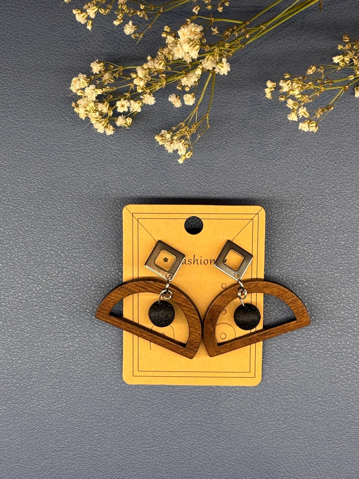 Boucles d'oreilles bois semi-circulaires
