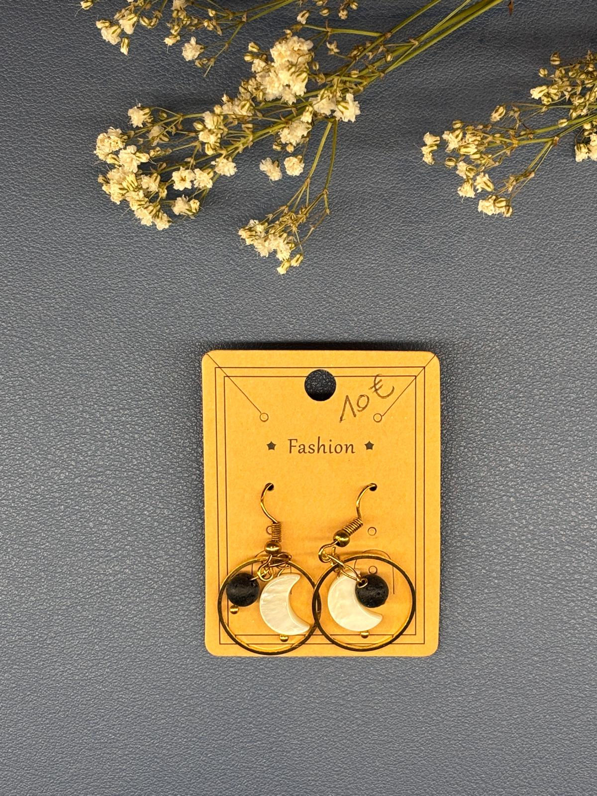 Boucles d'oreilles créoles, lune et perle