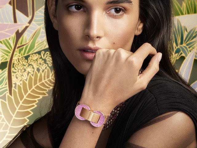 Step Into Timeless Elegance: Van Cleef & Arpels' Ludo Secret Collection