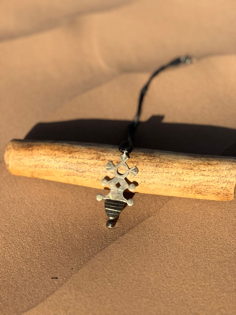 Thumbnail: Vintage Tuareg cross with ebony wood