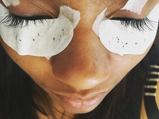 How are your lashes applied _ If you lash artist doesn't protect your bottom lashes from your top so