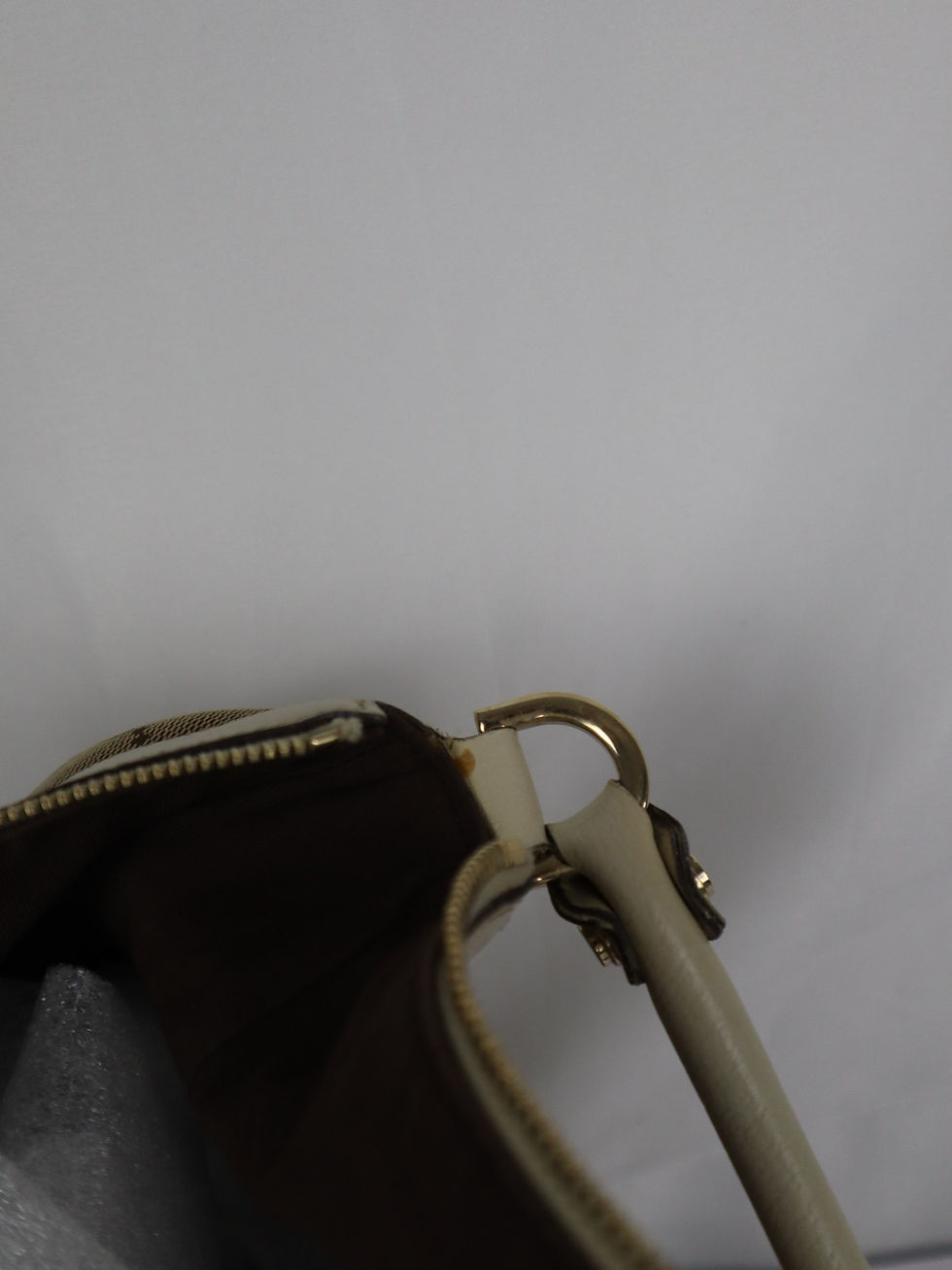 Thumbnail: Gucci Abbey D-Ring Shoulder Bag