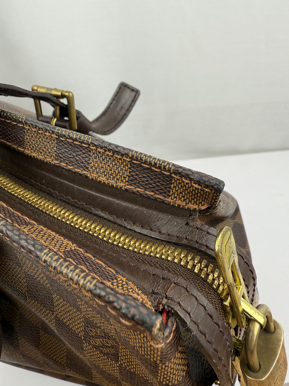 Thumbnail: Louis Vuitton Damier Ebene Chelsea Tote