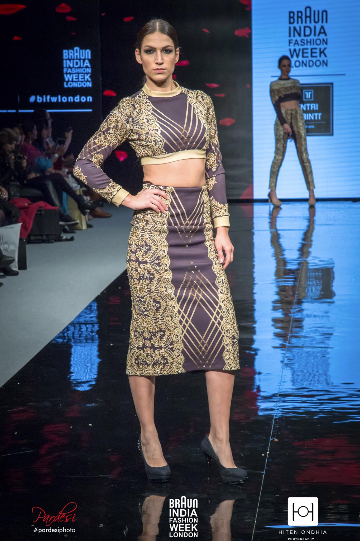 LOOK 4