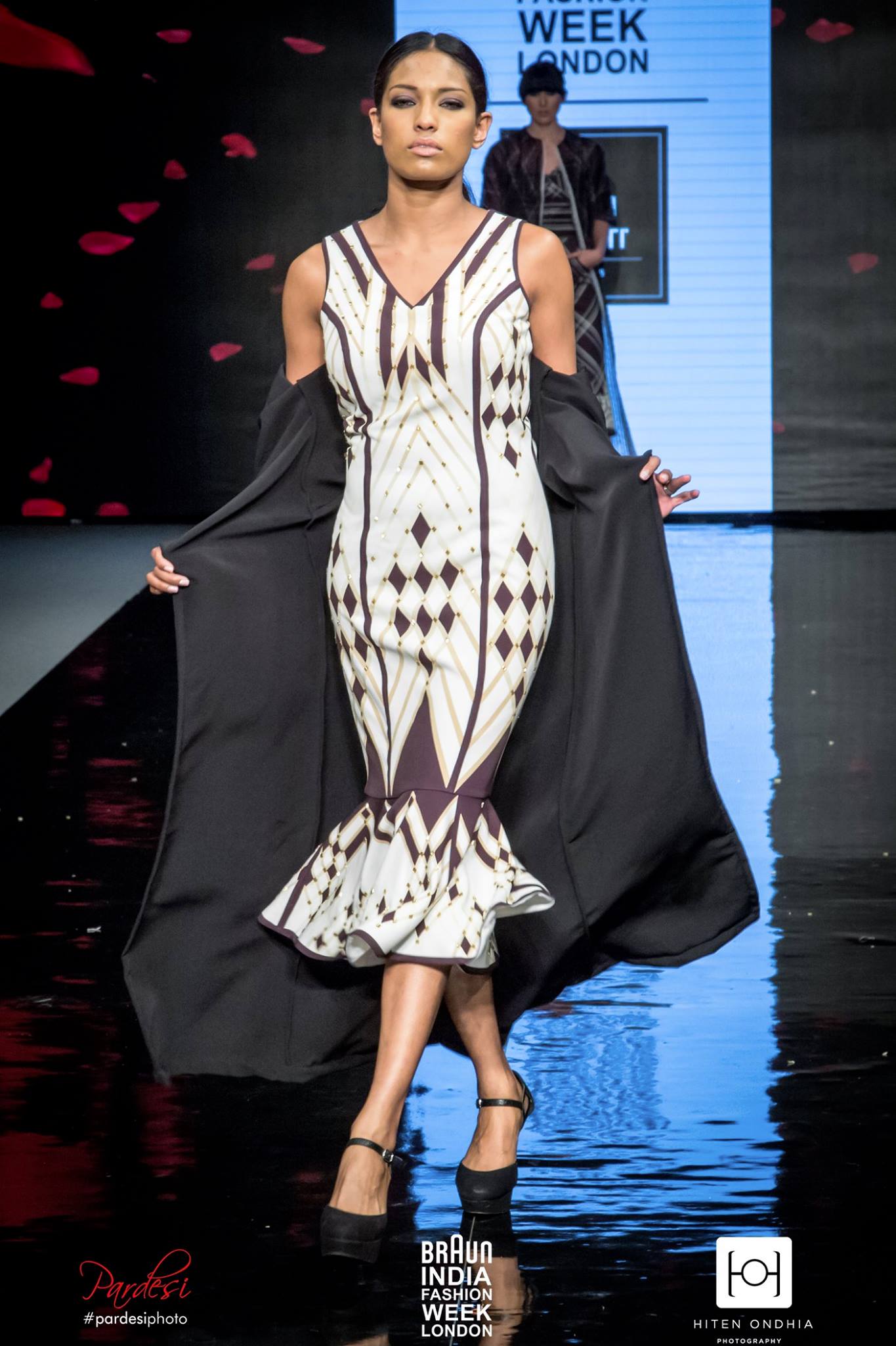 LOOK 7