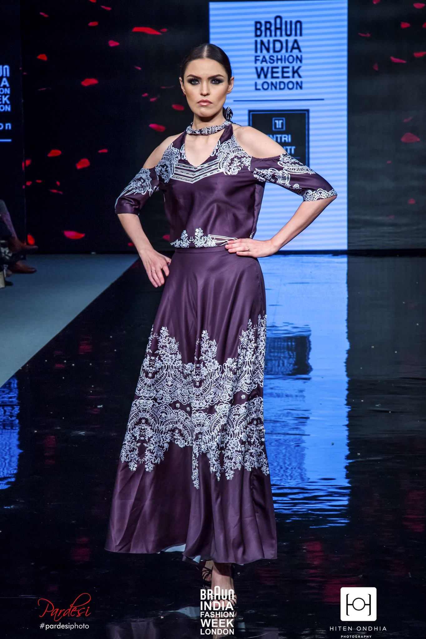 LOOK 15