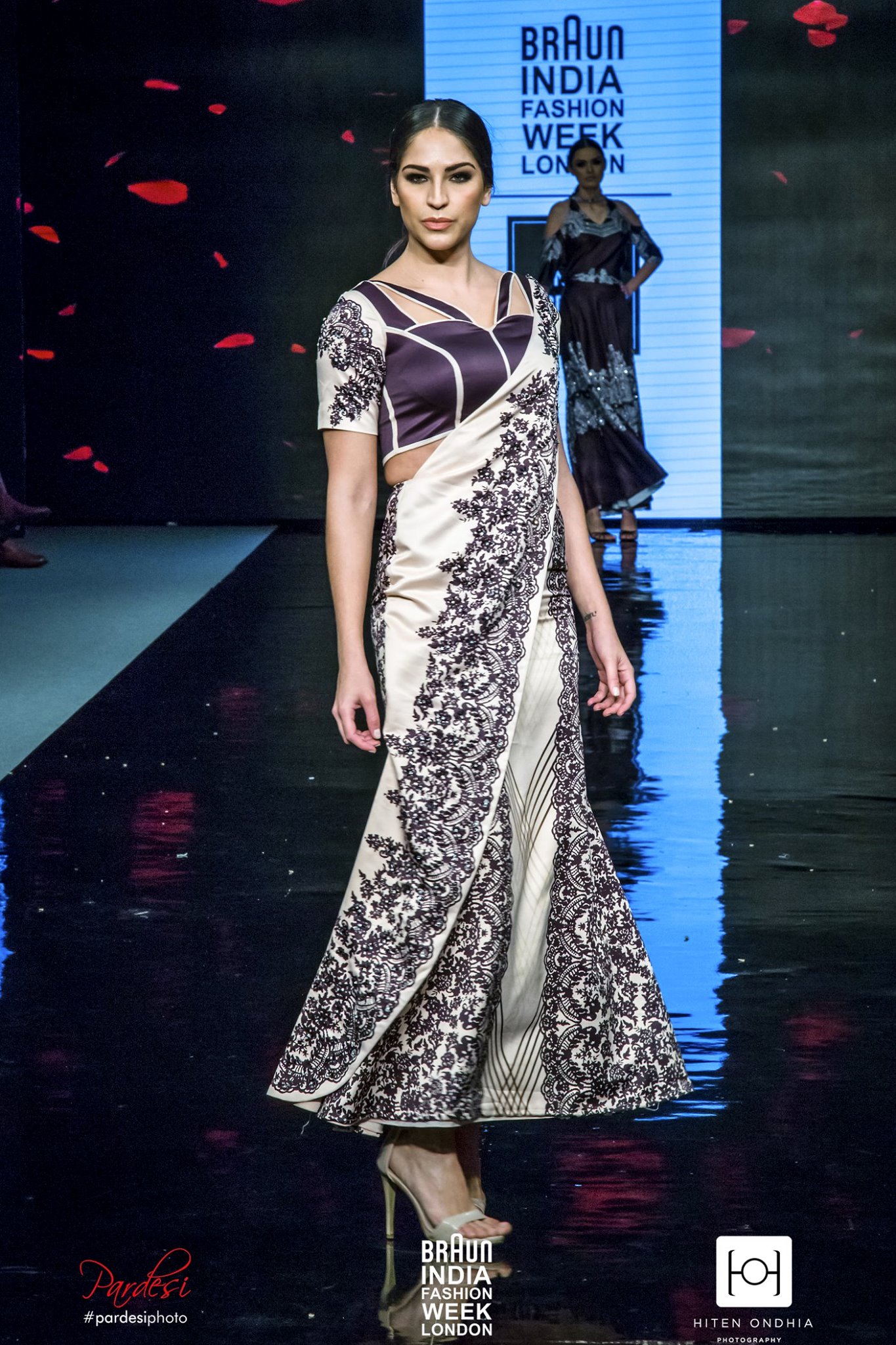 LOOK 14
