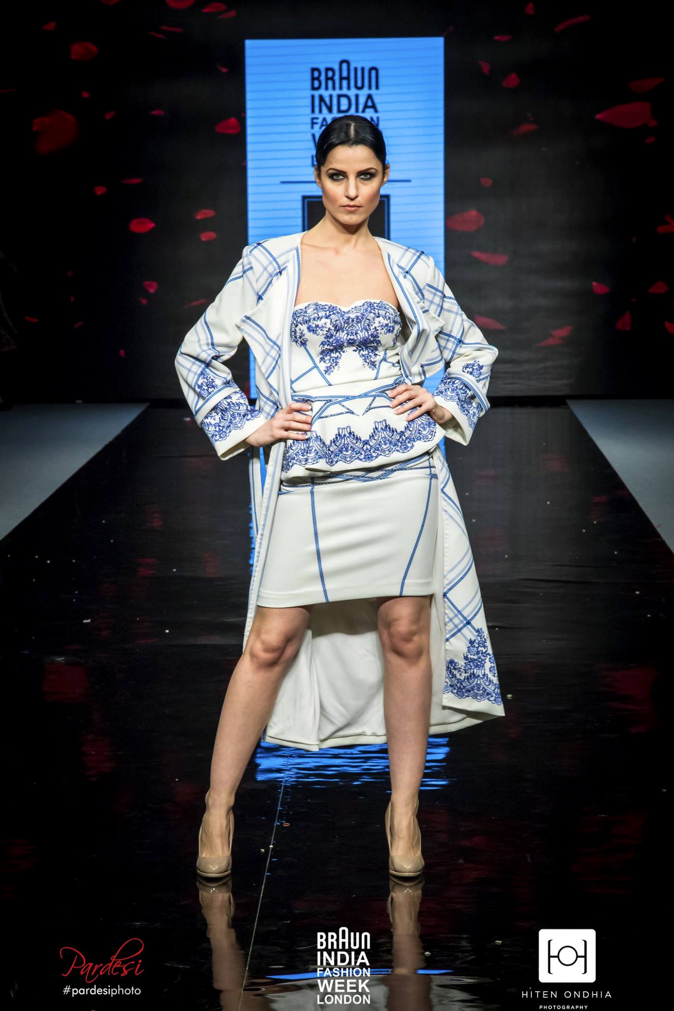 LOOK 3