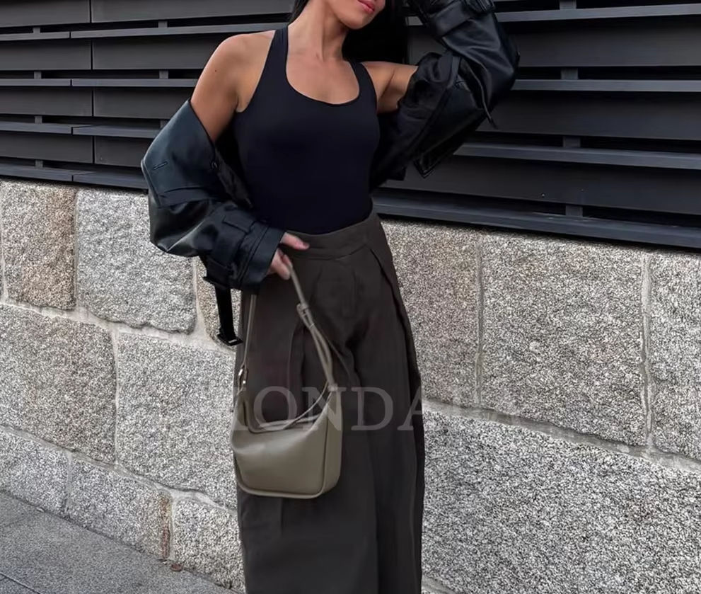 Stylish tailored trousers