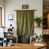 Ukuran Tirai Divider Cafe: Panduan Agar Entrance Cafe Terlihat Rapi dan Estetik