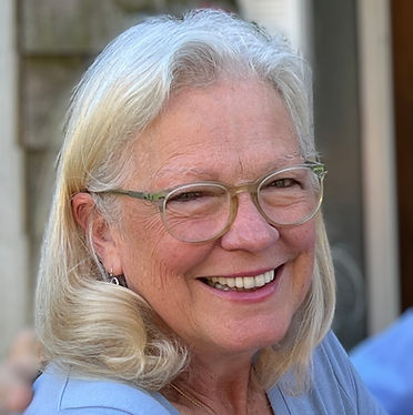 Ellen Williams - Headshot.JPG