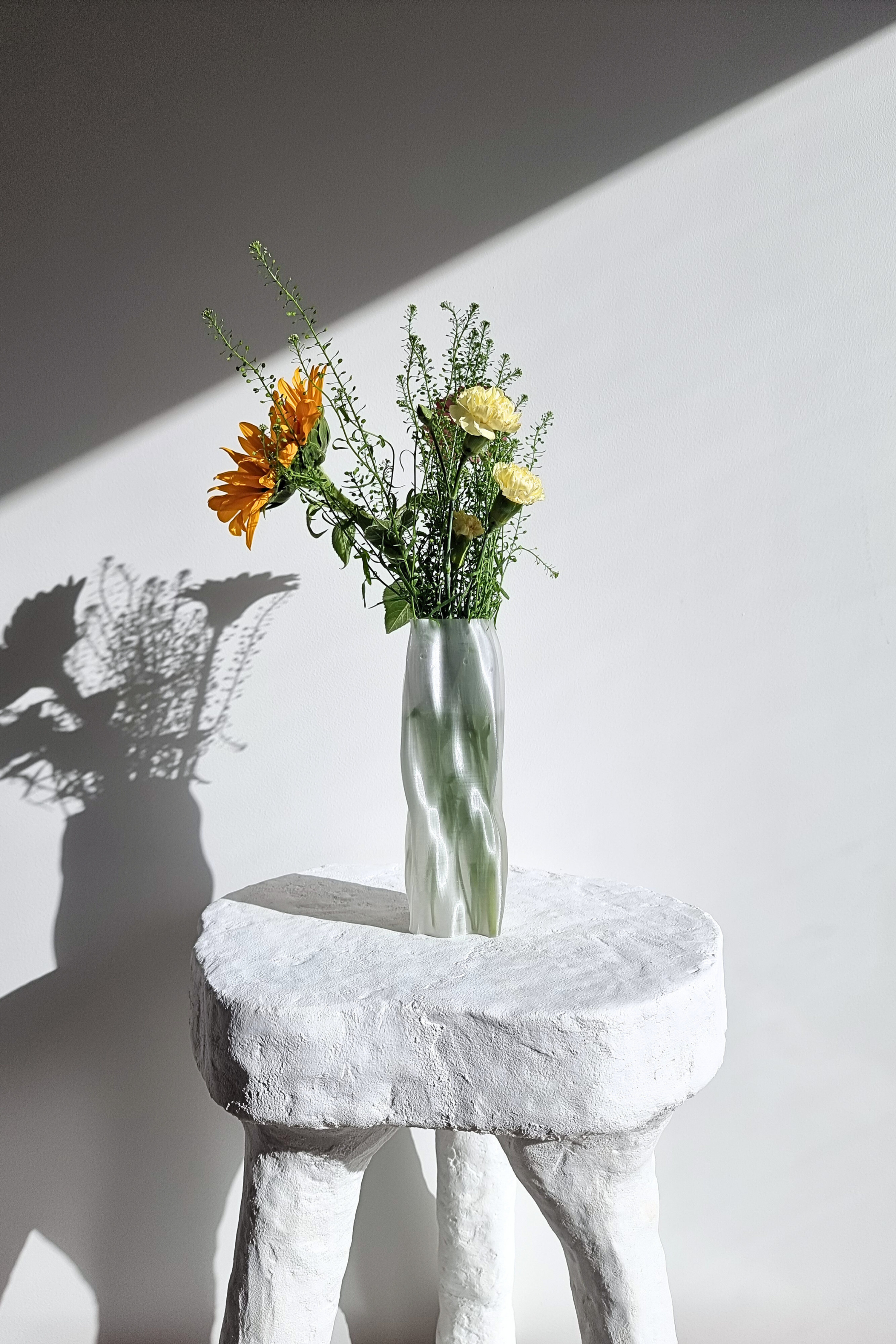 The Vase Reykjavik - Translucent