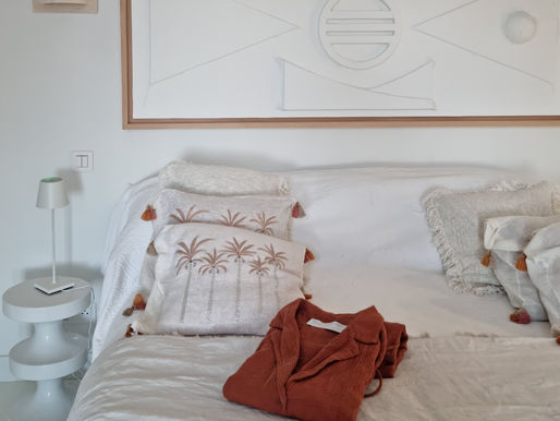 Favoriser la détente et le bien-être dans la chambre par la couleur.