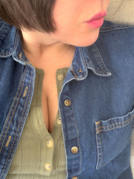 Dark denim on denim✨