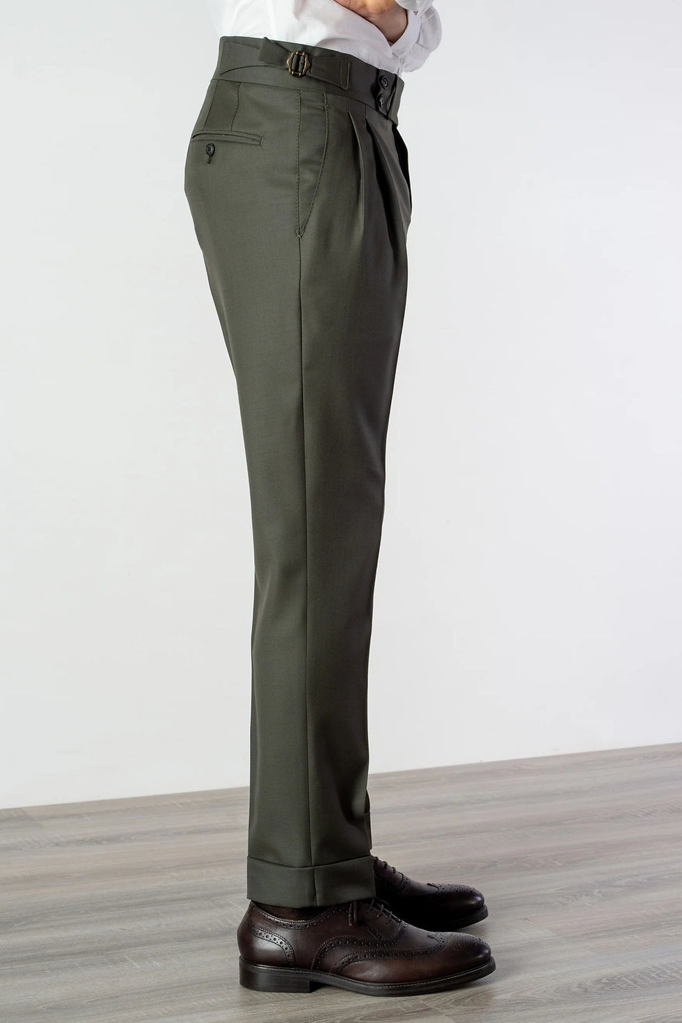 Thumbnail: Real horn buttons, slanted front pockets, and double welt back pockets on premium Italian wool trousers.