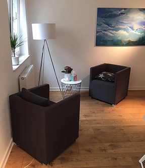 Katharina Schaffrath ist psychologische Psychotherapeutin in Aachen. Sie arbeitet als Psychologin Aachen. Spezialisiert hat sie sich auf Psychotherapie.