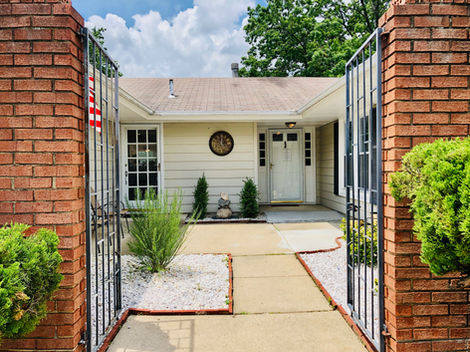 CareVilla Bethpage
CareVilla Assisted Living
CareVilla Memory Care