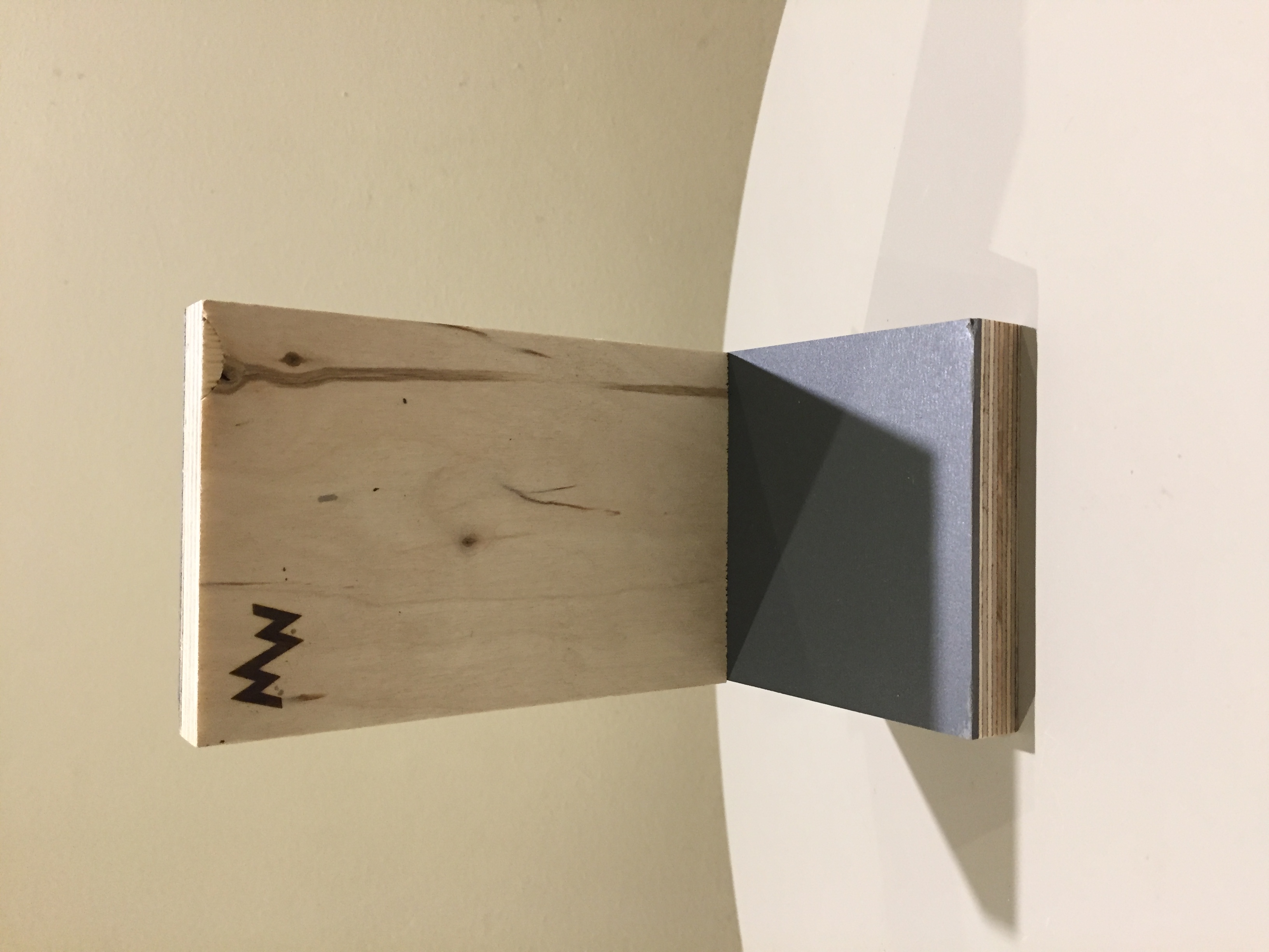 Ply Marmoleum smart phone stand
