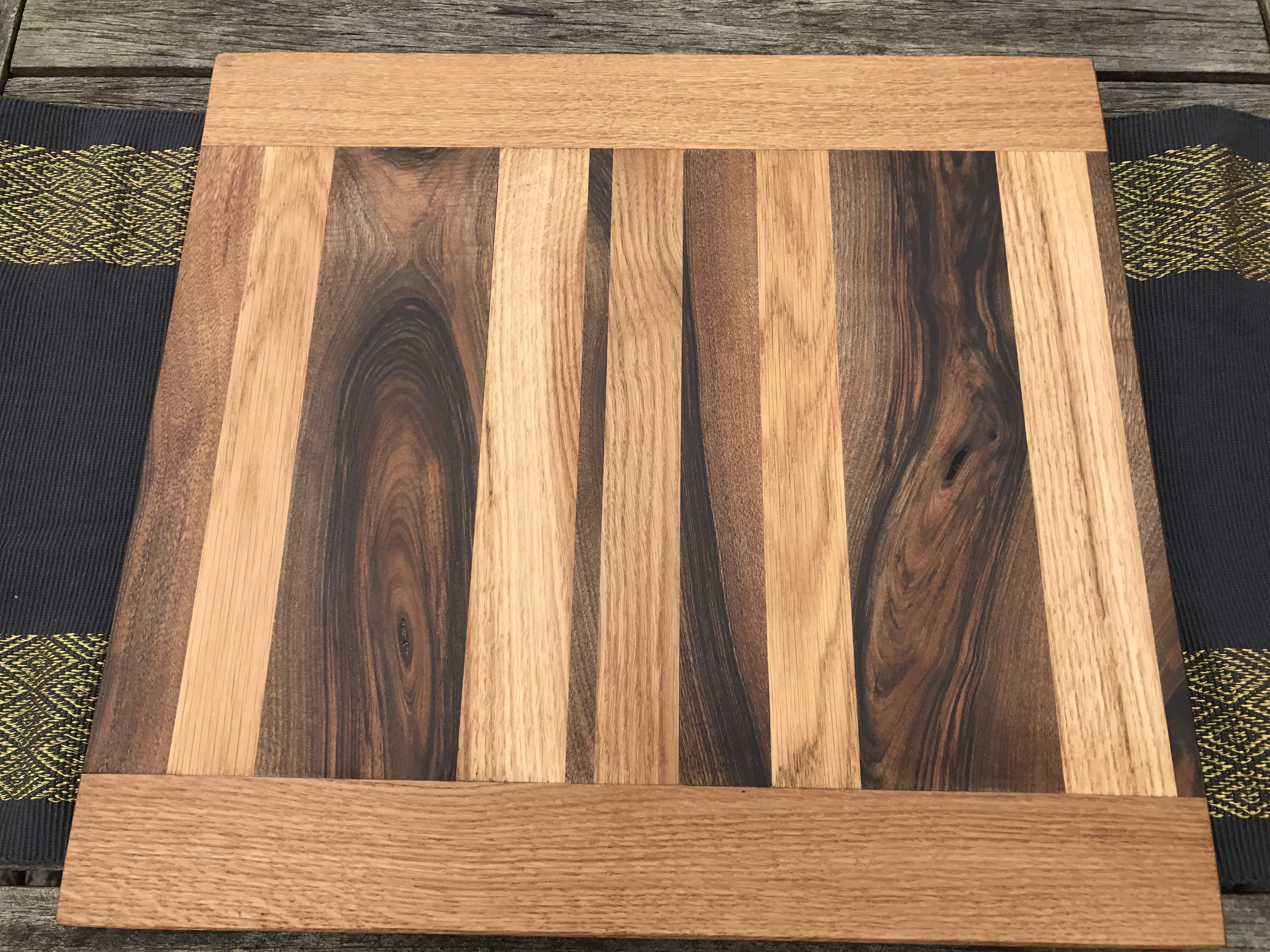 Walnut Resin Oak chopping board